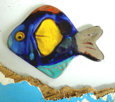 Sculpture titled "poisson en faïence…" by Anne Cabon, Original Artwork, Clay