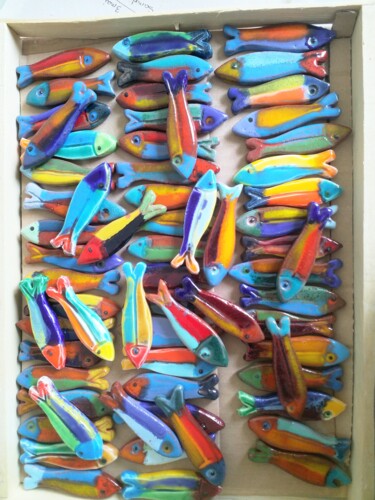 Sculpture intitulée "Cageot de sardines" par Anne Cabon, Œuvre d'art originale, Céramique