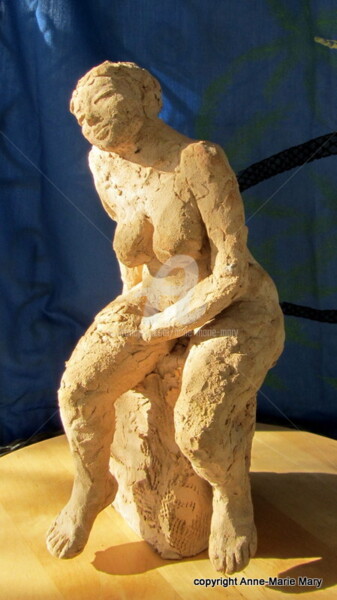 Sculptuur getiteld "le corps décliné (3…" door Anne-Marie Mary, Origineel Kunstwerk, Klei