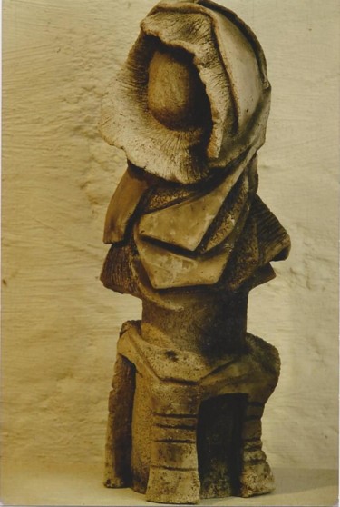 Sculptuur getiteld "femme bizarre" door Anne Marie Mermet, Origineel Kunstwerk, Terra cotta