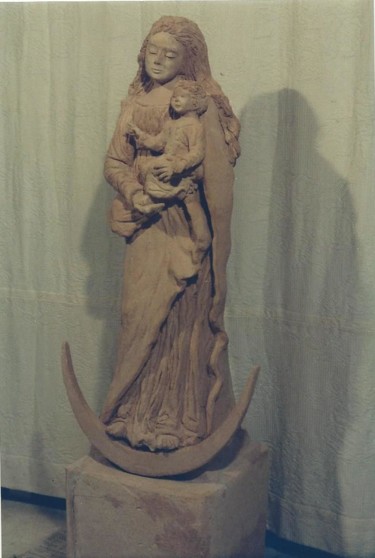 Sculpture intitulée "vierge de cotignac" par Anne Marie Mermet, Œuvre d'art originale, Terre cuite