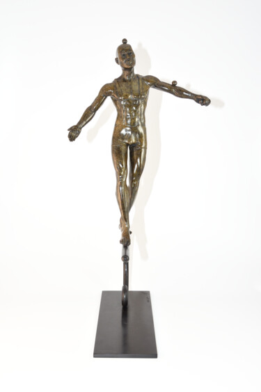 Sculpture titled "Fragile équilibre" by Anne Noël, Original Artwork, Bronze
