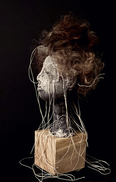 Текстильное искусство под названием "Sculpture portrait…" - Annesailor, Подлинное произведение искусства, вышивка