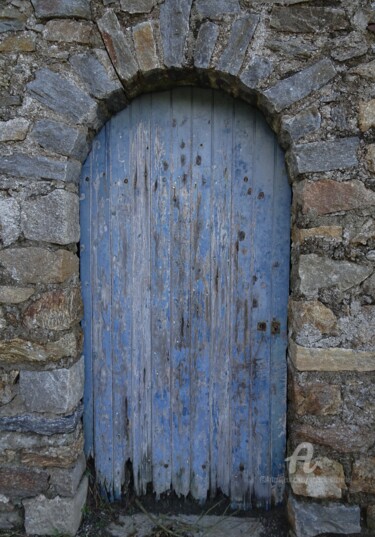 Photographie intitulée "LA PORTE DES SECRET…" par Annick Couëdel, Œuvre d'art originale