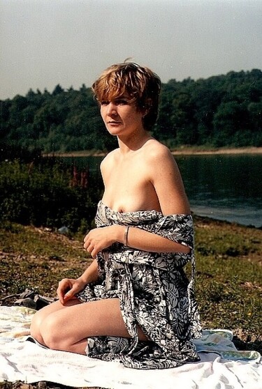 Photographie intitulée "Essai de nu." par Annick Terwagne, Pastelliste De La Fémin, Œuvre d'art originale