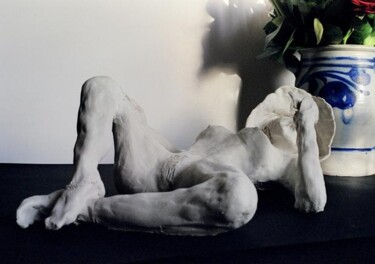 Sculpture intitulée "La liseuse" par Annick Terwagne, Pastelliste De La Fémin, Œuvre d'art originale, Autre