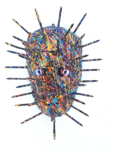 Scultura intitolato "Spiked Face Mask Co…" da Anthony Saldivar, Opera d'arte originale, Acrilico