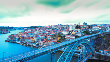 Photographie intitulée "DOM LUIS I BRIDGE -…" par Antoine Barthelemy, Œuvre d'art originale, Photographie numérique