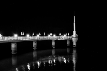 Fotografia intitolato "Le ponton de nuit" da Antoine Heid, Opera d'arte originale, Fotografia digitale