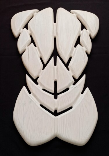 Скульптура под названием "Wood sculpture back" - Anton Kamenev, Подлинное произведение искусства, Одежда