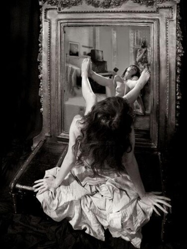 Photographie intitulée "Miroir  13" par Anton Solomoukha, Œuvre d'art originale