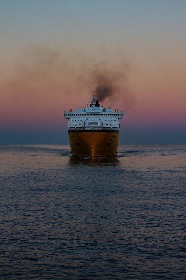 Fotografia zatytułowany „An other Boat” autorstwa Antonin Borie, Oryginalna praca, Fotografia cyfrowa