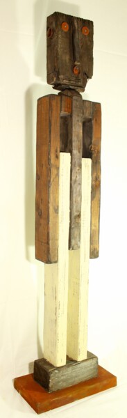 Sculpture titled "Figura chapas" by Antonio Martinez Ruiz, Original Artwork, Wood