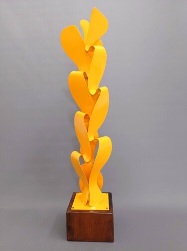 Sculpture titled "Ondas Amarelas com…" by Antonio Spinosa, Original Artwork, Metals