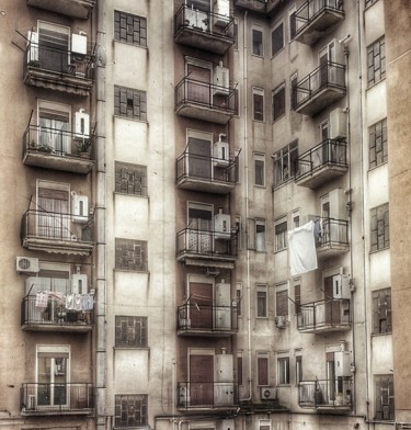 Photography titled "Windows" by Antonio Castiglione, Original Artwork, Manipulated Photography
