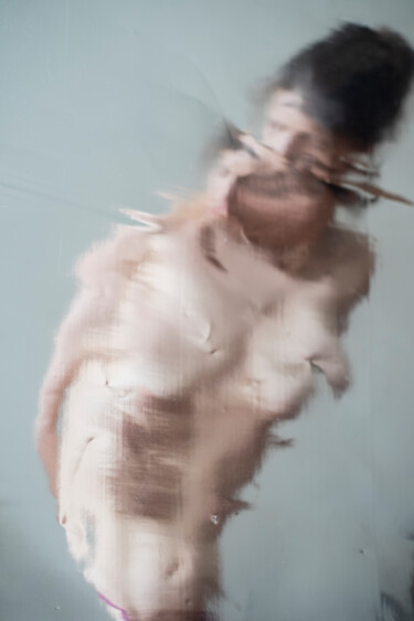 Photographie intitulée "In-out model (№10)" par Apollinariia Ilina, Œuvre d'art originale, Photographie numérique