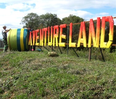 「Aventure'land start…」というタイトルの彫刻 Applestropheによって, オリジナルのアートワーク, ウッド