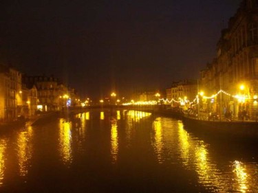 Photographie intitulée "bayonne" par Aquartistiq, Œuvre d'art originale