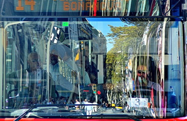 Fotografie mit dem Titel "bus." von Aquartistiq, Original-Kunstwerk, Digitale Fotografie