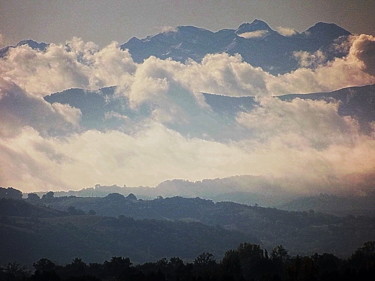 Photographie intitulée "montagnes" par Aquartistiq, Œuvre d'art originale, Photographie numérique