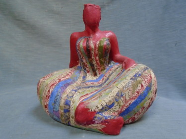 Sculpture titled ""La mama"" by Marie Ruiz, Original Artwork, Ceramics