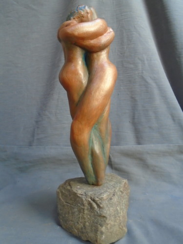 Sculpture intitulée "Couple enlacé sur s…" par Marie Ruiz, Œuvre d'art originale, Céramique