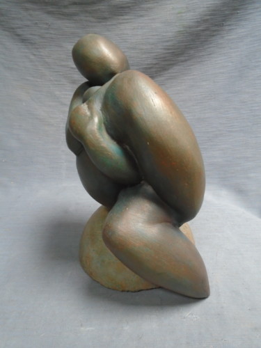 Sculpture titled "Femme assise stylis…" by Marie Ruiz, Original Artwork, Terra cotta