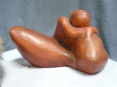 Sculpture titled "Le grand repli ou "…" by Marie Ruiz, Original Artwork, Terra cotta