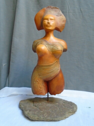 Sculpture titled ""AdélaÏde" Femme bu…" by Marie Ruiz, Original Artwork, Ceramics