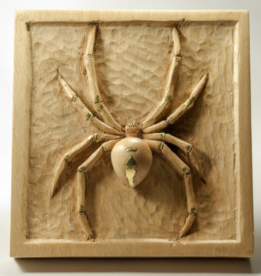 Sculpture murale naturaliste en bois araignée veuve noire ba Sculpture titled "Sculpture murale na…" by Marion Et Rémi Amato (Atelier l'Arbre à Vapeur), Original Art, Wood