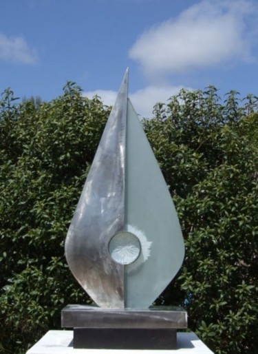 Sculpture titled "insideglass" by Arlindo Arez, Original Artwork