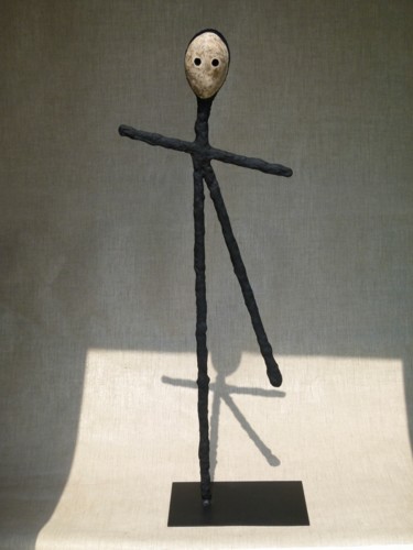 Sculpture titled "La funambule" by Annick Argant, Original Artwork, Metals