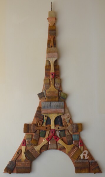 Sculpture titled "Eiffel 34" by Marina Argentini, Original Artwork, Wood