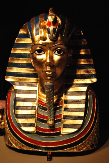 Diseño titulada "Tutankhamon" por Ari Reinikainen, Obra de arte original, Mueble