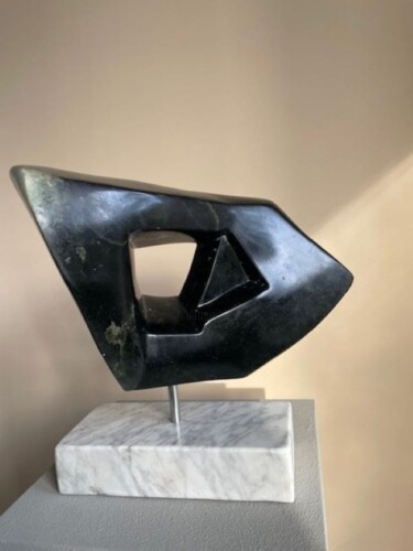 Escultura titulada "Apertura" por Arjan De Ruiter, Obra de arte original, Piedra