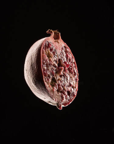 Fotografia intitulada "grenade" por Arkadiusz Gepchard, Obras de arte originais, Fotografia digital