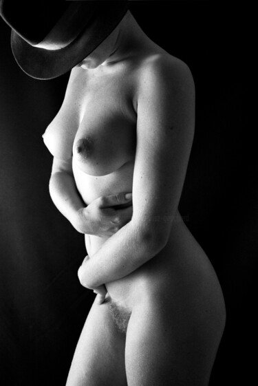 Photography titled "woman in a hat" by Arkadiusz Gepchard, Original Artwork, Non Manipulated Photography