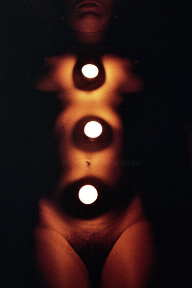 Fotografia zatytułowany „woman and light 02” autorstwa Arkadiusz Gepchard, Oryginalna praca, Fotografia nie manipulowana