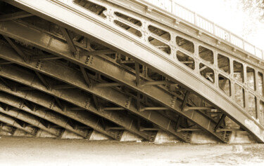 Fotografia intitolato "pont paris" da Arkadiusz Gepchard, Opera d'arte originale, Fotografia digitale