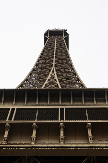 「Tour Eiffel 01」というタイトルの写真撮影 Arkadiusz Gepchardによって, オリジナルのアートワーク, デジタル