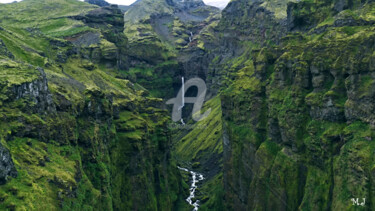 Fotografía titulada "Iceland, landscape,…" por Armajay, Obra de arte original, Fotografía digital