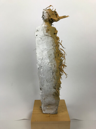 Sculpture titled "Il vento e i ricordi" by Armando D'Andrea, Original Artwork, Clay