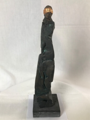 Sculpture titled "Volto bendato" by Armando D'Andrea, Original Artwork, Clay