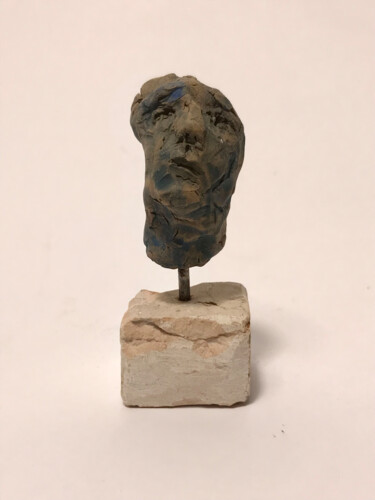 Sculpture titled "Volto10" by Armando D'Andrea, Original Artwork, Clay