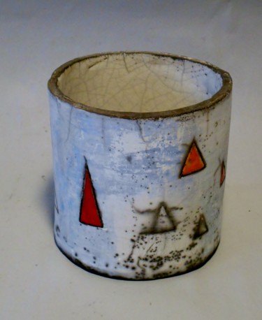 Design intitulée "pot raku nu triangl…" par Armelle Colombier, Œuvre d'art originale, Décoration de maison