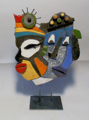 Sculpture titled "masque duo gris et…" by Armelle Colombier, Original Artwork, Ceramics