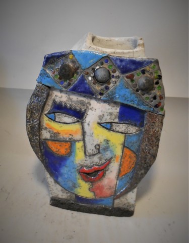 Design intitolato "Vase femme" da Armelle Colombier, Opera d'arte originale, Ceramica