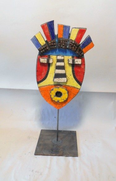 Sculpture titled "masque jaune et ora…" by Armelle Colombier, Original Artwork, Ceramics