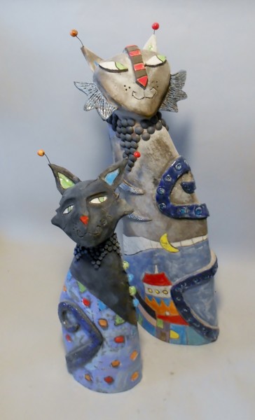 Escultura intitulada "la p'tite chamille…" por Armelle Colombier, Obras de arte originais, Cerâmica