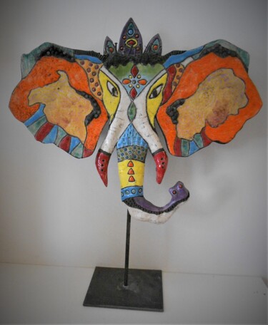 Sculpture titled "Masque Elephant" by Armelle Colombier, Original Artwork, Ceramics
